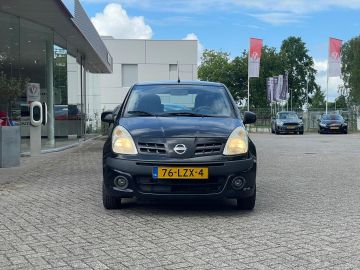 Nissan Pixo